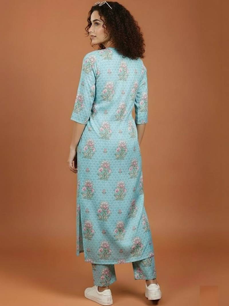 Women Floral Printed Regular Kurta with Trousers