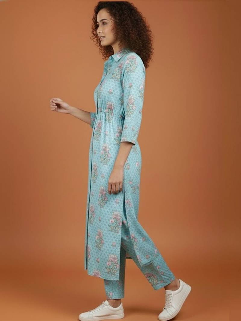 Women Floral Printed Regular Kurta with Trousers