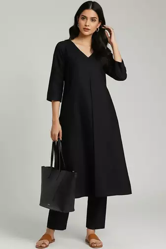 Women Regular Kurta with Trousers