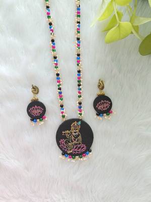 kanha hand-painted necklace set 3