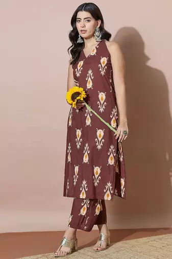 Women Floral Printed Regular Kurta with Palazzos