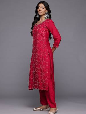 Embroidered Regular Thread Work Kurta with Trousers & With Dupatta 5