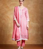Women Floral Embroidered Regular Thread Work Kurta with Trousers & With Dupatta