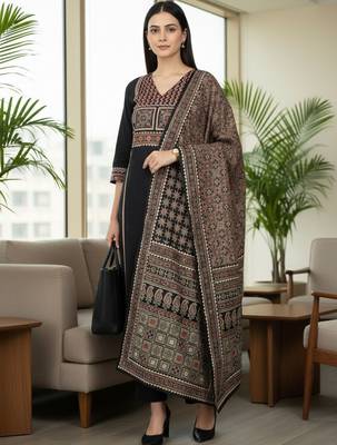 Women Ethnic Motifs Printed Regular Kurta with Trousers & With Dupatta 4