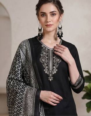 Women Ethnic Motifs Embroidered Regular Thread Work Kurta with Palazzos & With Dupatta 4