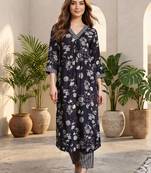 Women Floral Printed Regular Kurta with Trousers