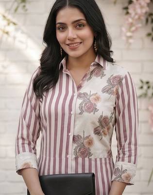 Women Printed Regular Kurta with Pyjamas 2
