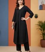 Women Regular Kurta with Trousers