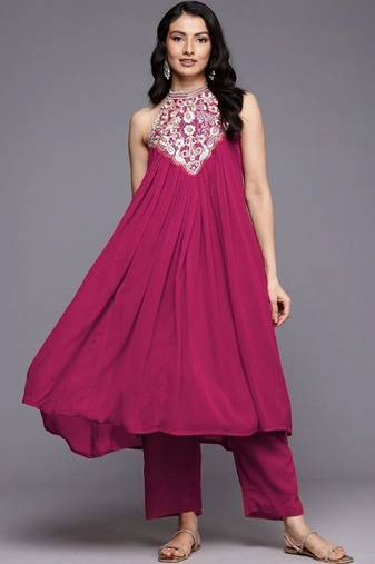 Women Ethnic Motifs Embroidered Empire Thread Work Silk Georgette Kurta with Trousers