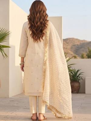 Women Ethnic Motifs Embroidered Regular Thread Work Kurta with Trousers & With Dupatta 6