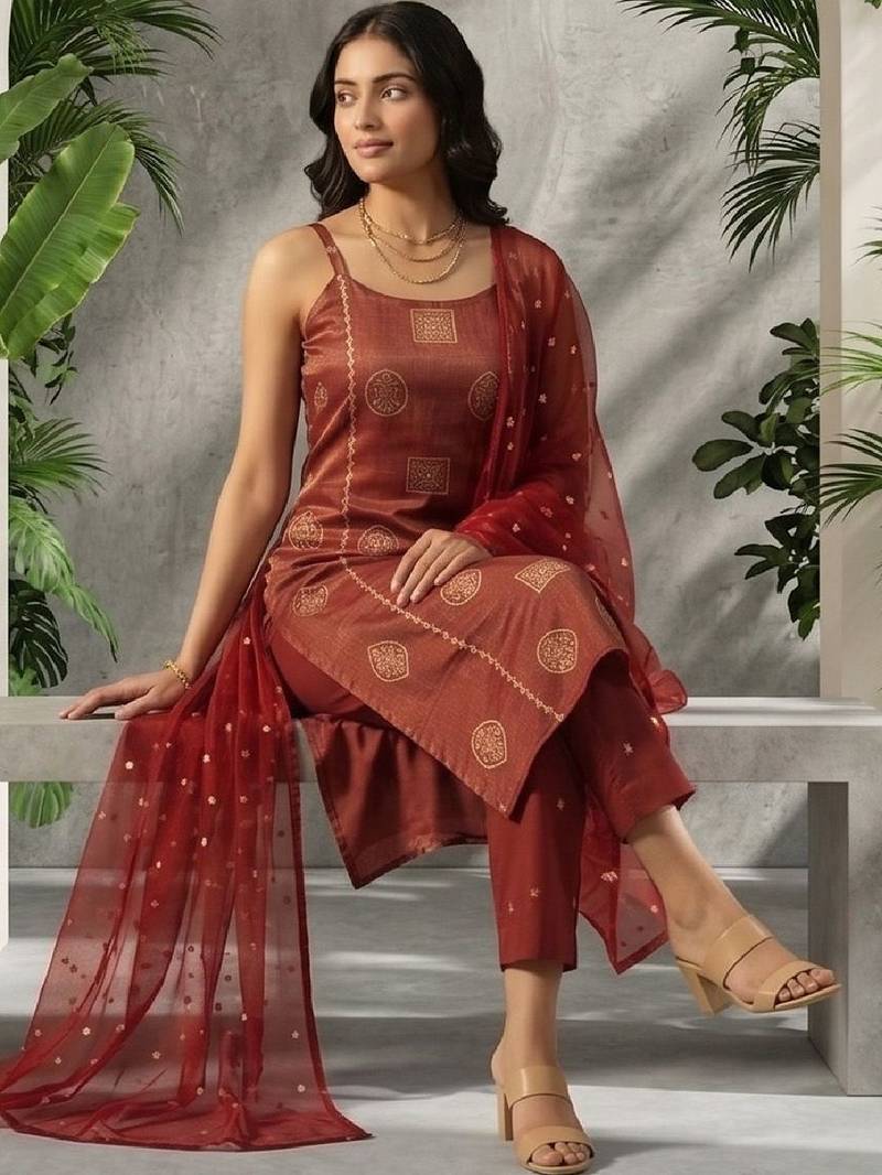 Women Ethnic Motifs Printed Regular Kurta with Trousers & With Dupatta