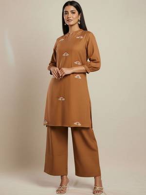 Cotton Flex Thread Work Kurta With Palazzos 5