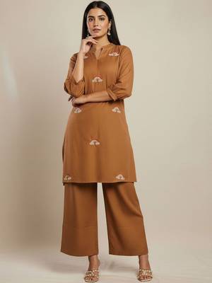 Cotton Flex Thread Work Kurta With Palazzos 6