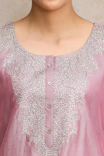 Women Floral Embroidered Regular Chanderi Silk Kurta with Trousers & With Dupatta