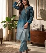 Women Ombre Dyed Regular Thread Work Kurta with Trousers