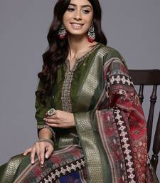Thread & Zari Embroidered Kurta with Trouser & Ethnic Printed Dupatta