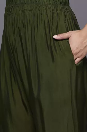 Thread & Zari Embroidered Kurta with Trouser & Ethnic Printed Dupatta
