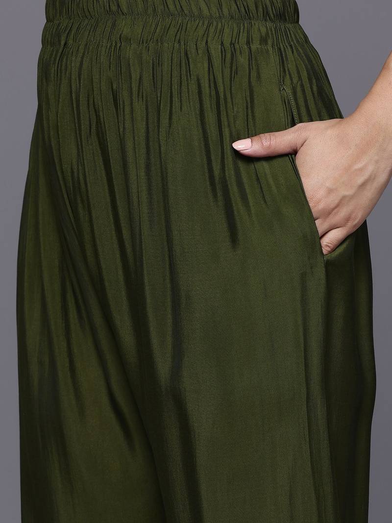 Thread & Zari Embroidered Kurta with Trouser & Ethnic Printed Dupatta