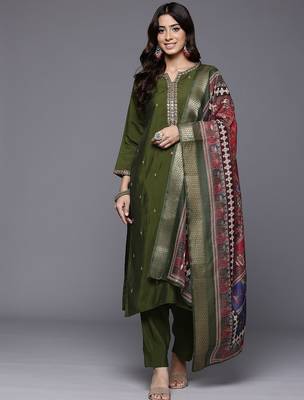 Thread & Zari Embroidered Kurta with Trouser & Ethnic Printed Dupatta 1