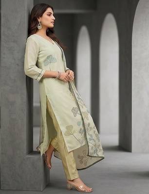 Women Floral Printed Regular Thread Work Chanderi Cotton Kurta with Trousers & With Dupatta 4