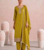 Women Ethnic Motifs Embroidered Regular Thread Work Kurta with Trousers & With Dupatta