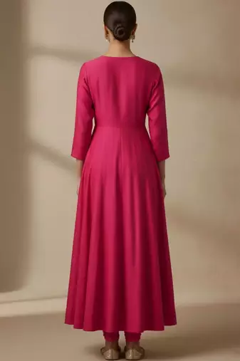 Women Ethnic Motifs Embroidered Panelled Thread Work Kurta with Churidar & With Dupatta