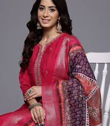 Thread & Zari Embroidered Kurta with Trouser & Ethnic Printed Dupatta