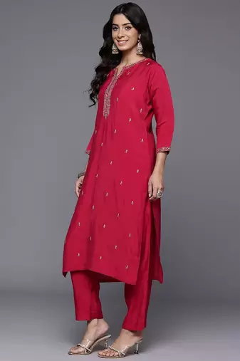 Thread & Zari Embroidered Kurta with Trouser & Ethnic Printed Dupatta