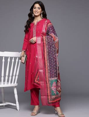 Thread & Zari Embroidered Kurta with Trouser & Ethnic Printed Dupatta 8