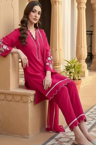 Women Ethnic Motifs Embroidered Regular Thread Work Kurta with Trousers & With Dupatta