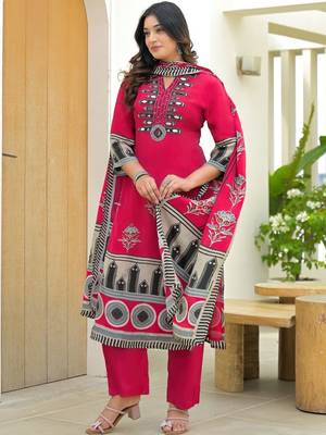 Women Ethnic Motifs Printed Regular Mirror Work Kurta with Trousers & With Dupatta 1