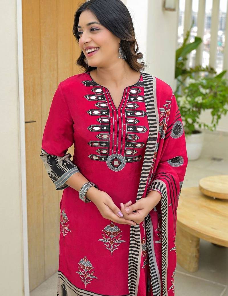 Women Ethnic Motifs Printed Regular Mirror Work Kurta with Trousers & With Dupatta