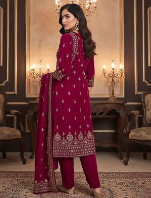 Women Ethnic Motifs Printed Regular Velvet Kurta with Trousers & With Dupatta 5