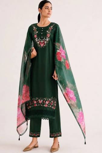 Women Floral Embroidered Regular Thread Work  Cotton Kurta with Trousers & With Dupatta