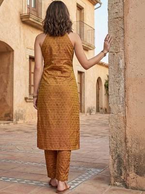 Women Regular Kurta with Trousers & With Dupatta 2