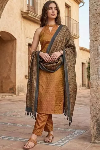 Women Regular Kurta with Trousers & With Dupatta