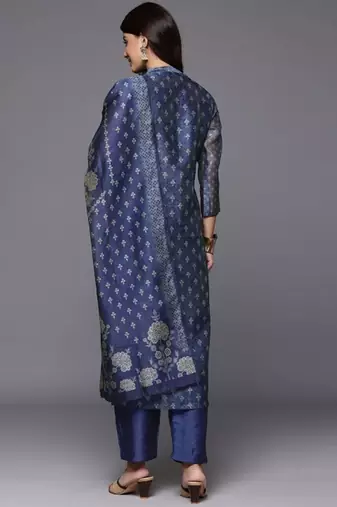 Women Floral Printed Kurta with Trousers & Dupatta