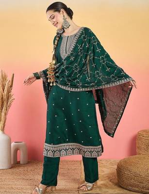 Floral Embroidered Thread Work Kurta With Trousers & Dupatta 3