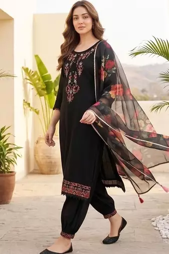 Women Floral Embroidered Regular Thread Work Kurta with Patiala & With Dupatta