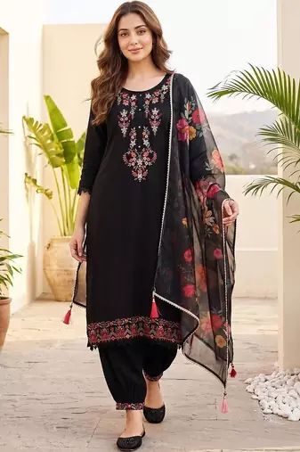 Women Floral Embroidered Regular Thread Work Kurta with Patiala & With Dupatta