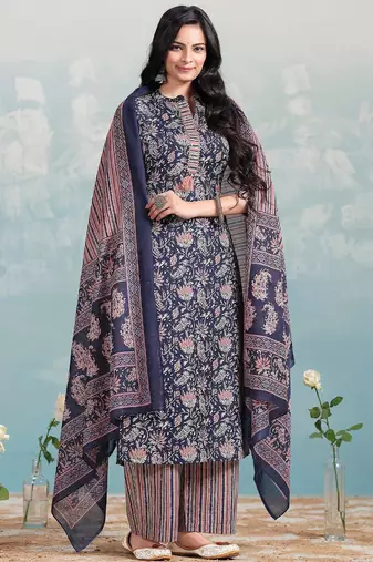 Women Ethnic Motifs Printed Regular Kurta with Trousers & With Dupatta