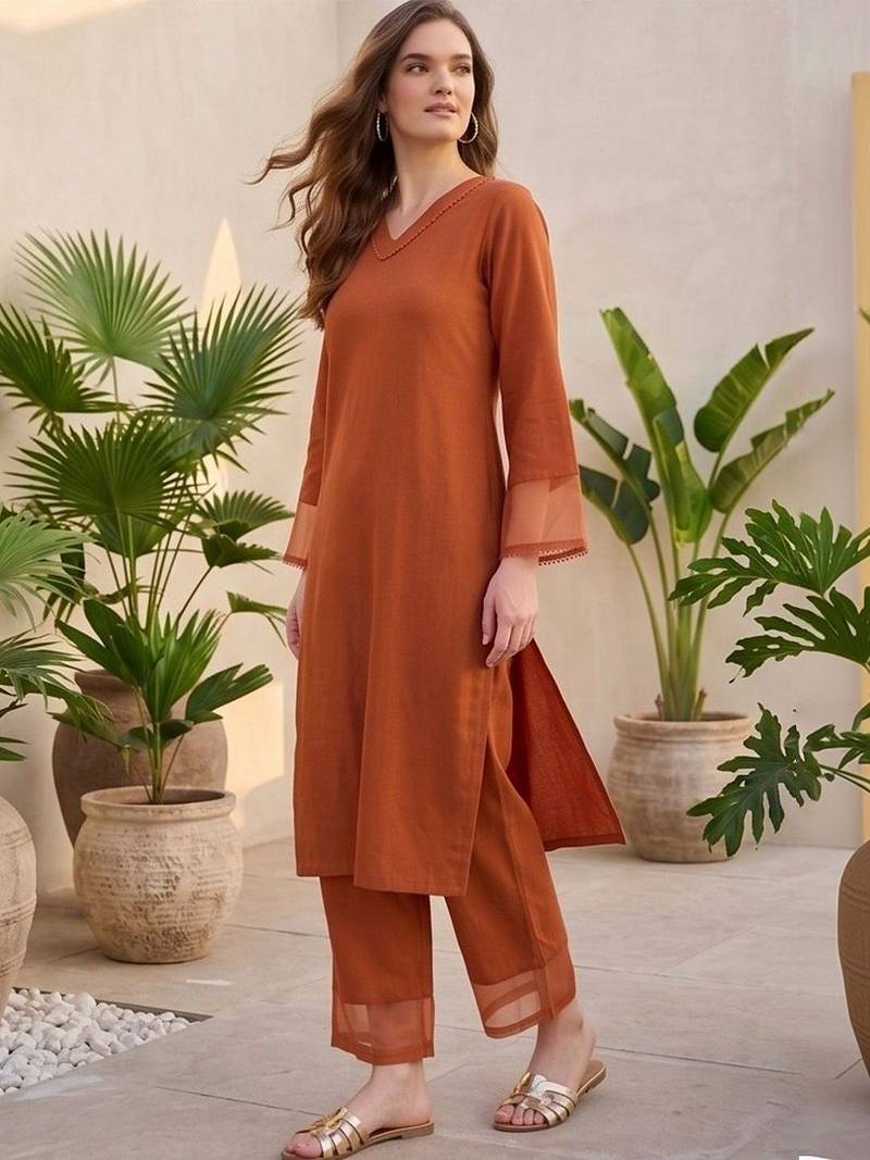 Women Regular Thread Work Silk Crepe Kurta with Palazzos