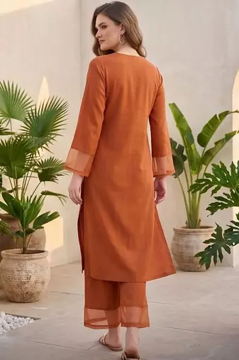Women Regular Thread Work Silk Crepe Kurta with Palazzos