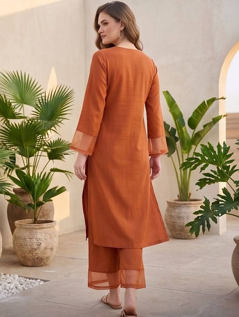 Women Regular Thread Work Silk Crepe Kurta with Palazzos
