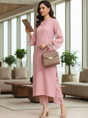 Women Regular Thread Work Silk Crepe Kurta with Trousers 1