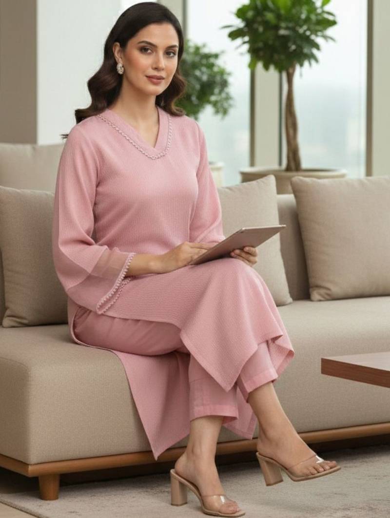 Women Regular Thread Work Silk Crepe Kurta with Trousers