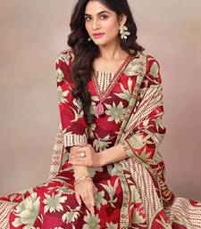 Women Floral Printed Regular Mirror Work Kurta with Trousers & With Dupatta
