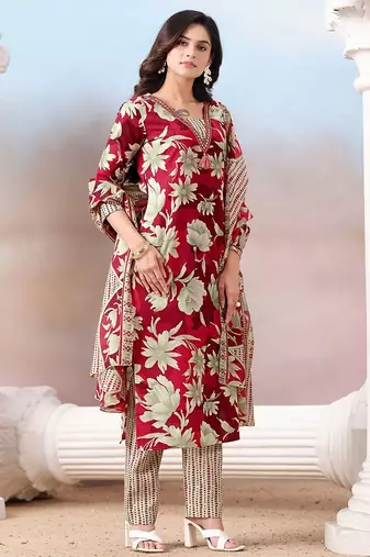 Women Floral Printed Regular Mirror Work Kurta with Trousers & With Dupatta