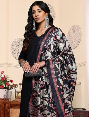 V-Neck Solid Straight Kurta with Trouser & Printed Dupatta 2