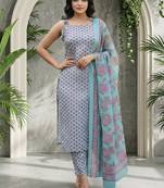 Women Ethnic Motifs Printed Regular Kurta with Trousers & With Dupatta